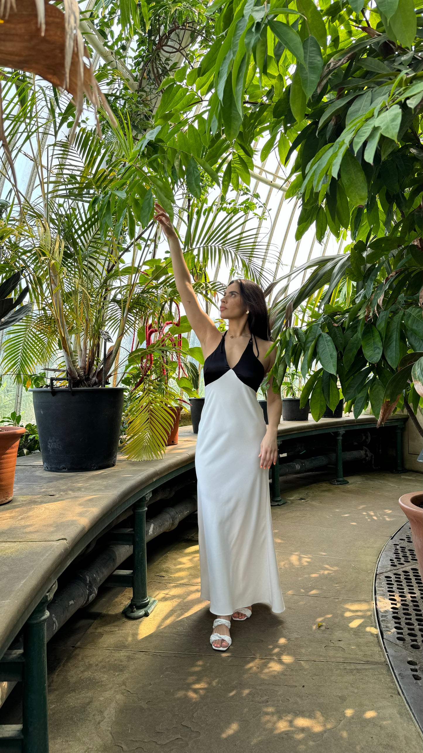 Shey monochrome halter neck dress
